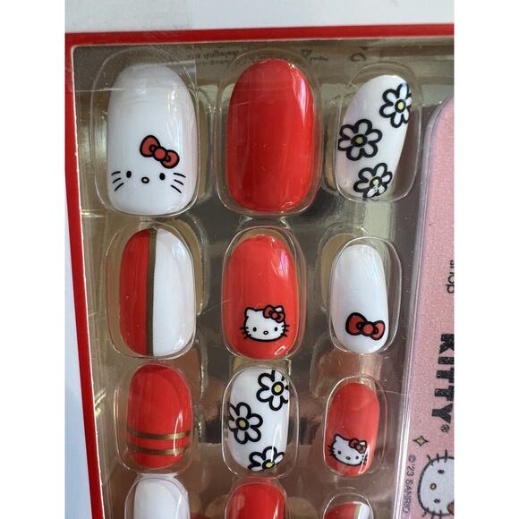 Creme Shop HELLO KITTY Red White Bow Face Set Of 28 Gel Press On Nails NEW - Picture 9 of 9